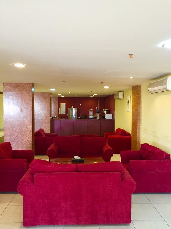 Raoum Inn Arar Kültér fotó