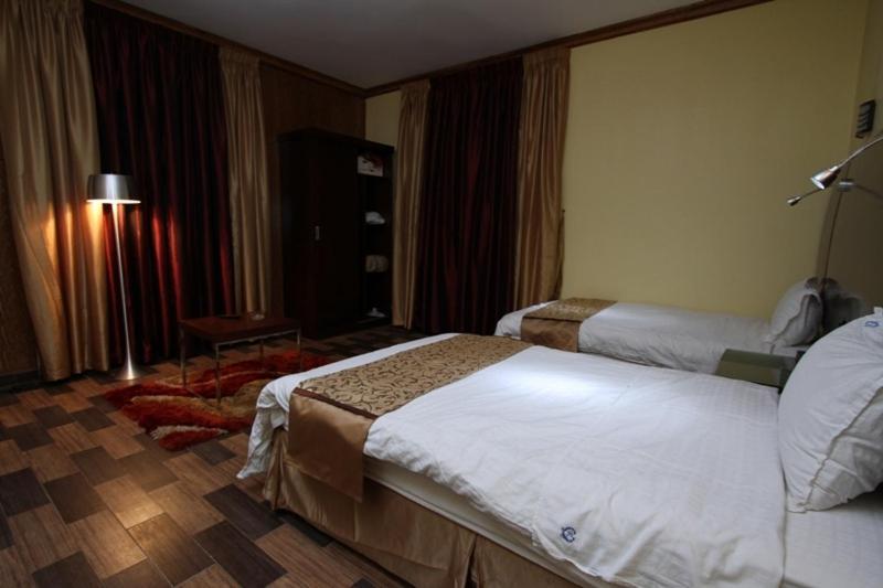 Raoum Inn Arar Kültér fotó