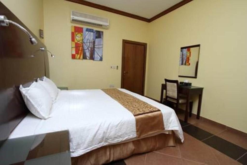 Raoum Inn Arar Kültér fotó