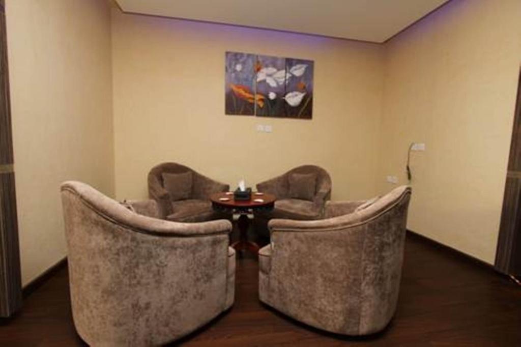 Raoum Inn Arar Kültér fotó
